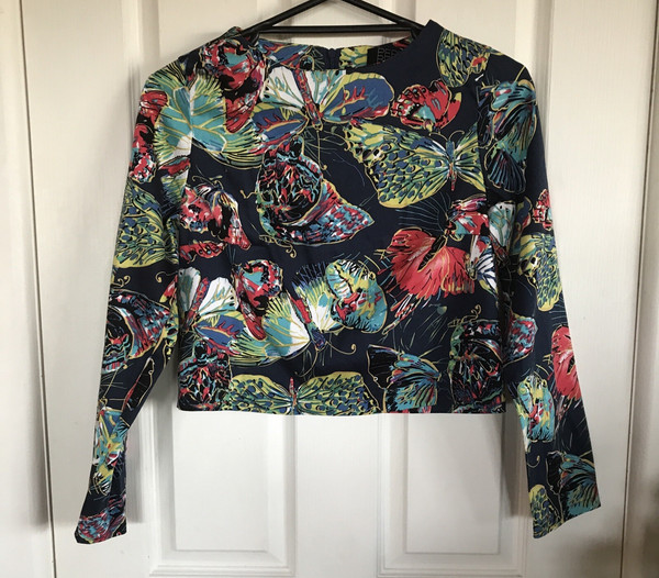 Pepe Runa Womens Top Size M Blue Butterfly Abstract Design Back Zip Cropped