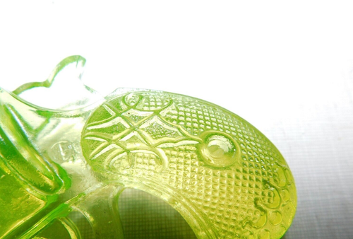 VASELINE Glass Paperweight URANIUM GLOW Nice