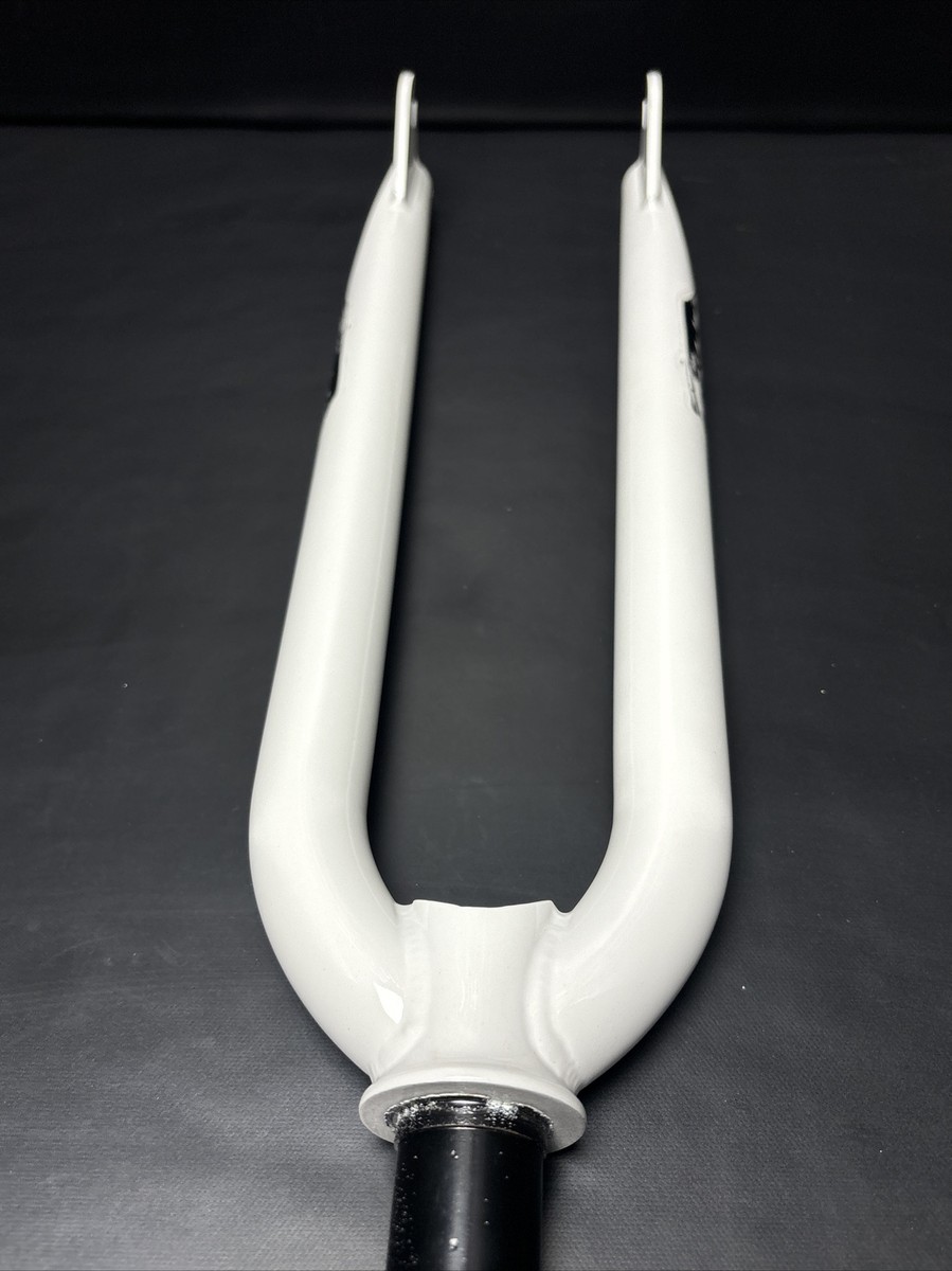 NOS Volume Thrasher 700c FGFS Bmx Trick Fork 1 1/8