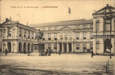 s-Gravenhage Paleis van H. M. de Koningin Monument Palast