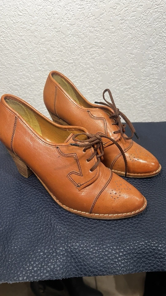 Oxford Villagle Cobbler Thom McAn para mujer talla 6,5 Foto 2 de 4