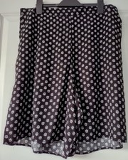 Bonmarche Black/ White Print Foulard Shorts.  16