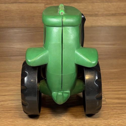 Vintage Ertl 1997 John Deere Johnny Tractor 2 Generation II Soft Toy Book (4 - Picture 4 of 6