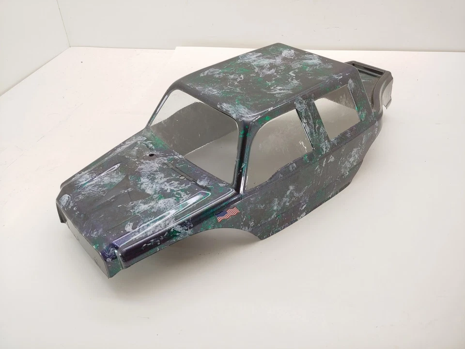 Custom Painted Proline Ford Truck 1/10 Crawler Body White Green Gray 12.3" WB - Image 3 of 4