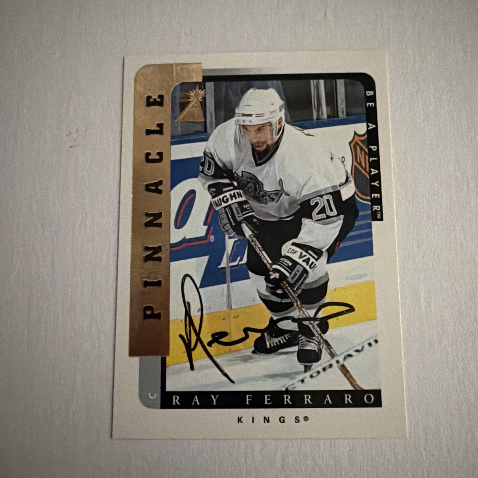 1996-97 Pinnacle Be a Player Ray Ferraro Auto Autograph Kings 