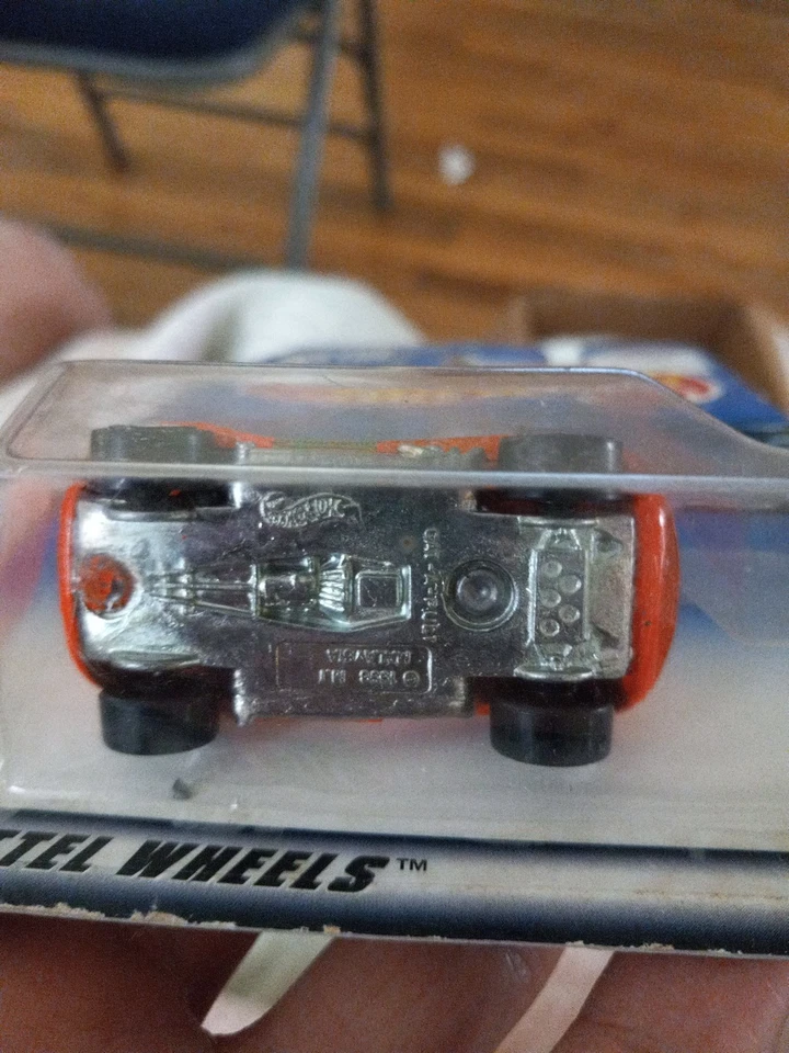 Hot Wheels Terrorific SERIE 2 DE 4 Cat-A-Pult 1998. Embalaje ligeramente usado Foto 4 de 4