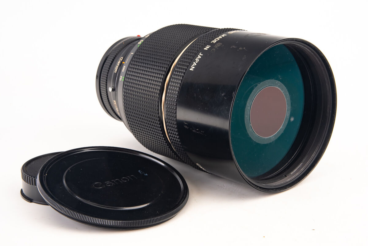 Canon 500mm f/8 Mirror Reflex New FD MF Telephoto Lens with Canon 500mm f/8 Mirror Reflex New FD MF Telephoto Lens with