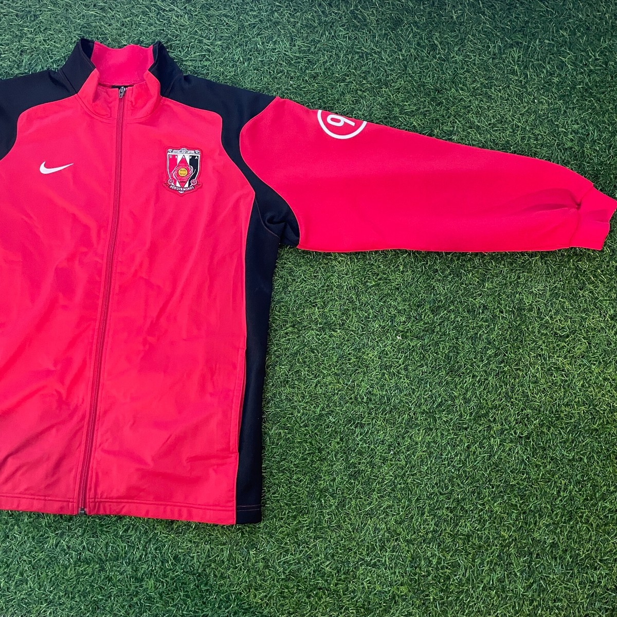 Urawa Reds 2005 Total 90 Track Jacket - US M - J League