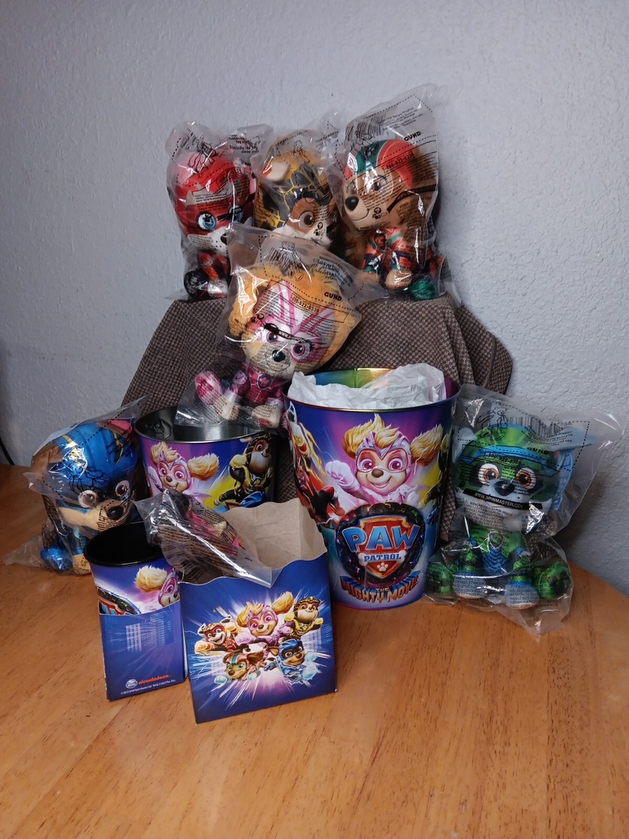 PAW PATROL ポップコーンバケット＆ボトルセット Paw Patrol Mighty Movie Exclusive Small Tin Popcorn Bucket-ALL 6