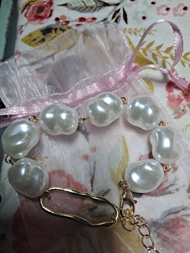 Baroque PEARL GOLD TONE BAROQUE BEADS 7” BRACELET - Picture 4 of 4