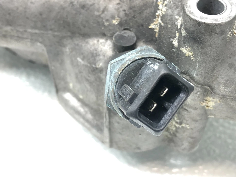 BOMBA DE ÁGUA 2012-2018 BMW 650i F06 4.4L V8 fabricante de equipamento original. - Imagem 4 de 4