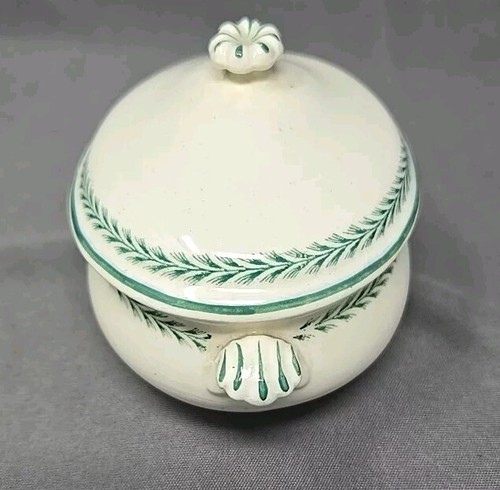 Wedgwood Etruria England Sauce Tureen & Miniature Covered Dish #1 - Picture 9 of 23