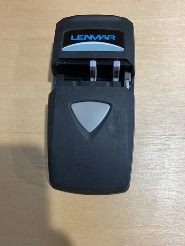 Lenmar (BCUNI2) Universal Charger With USB With LED Display For USA & EURO *Used - Picture 3 of 3