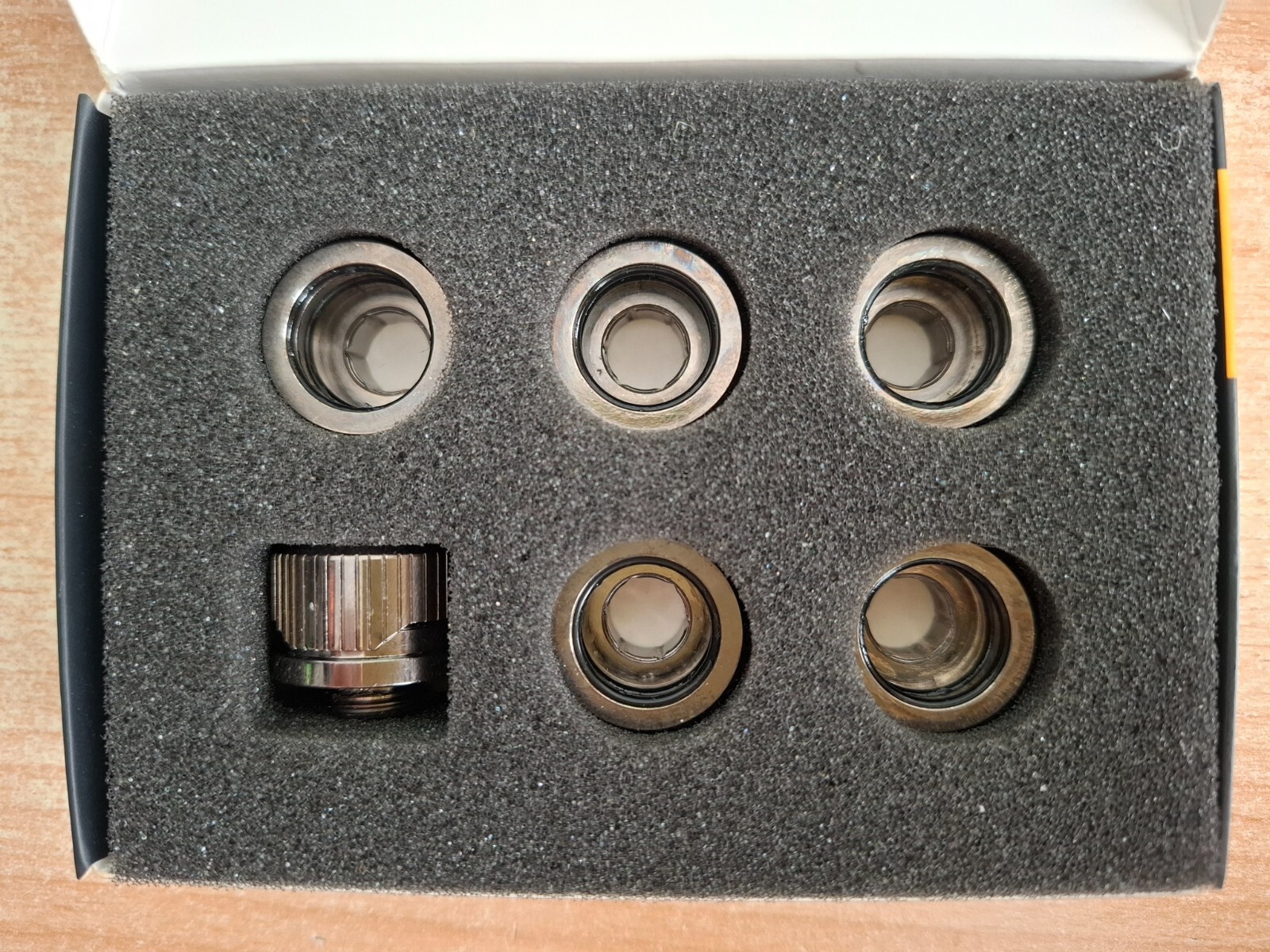 Photo 2/9