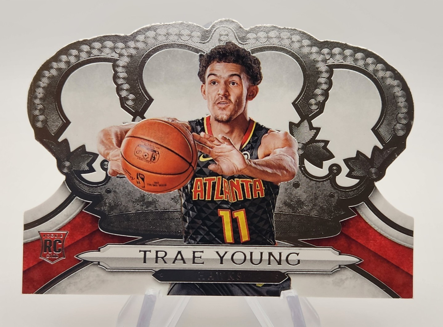 Trae Young 2018-19 Panini Crown Royale Rookie #81