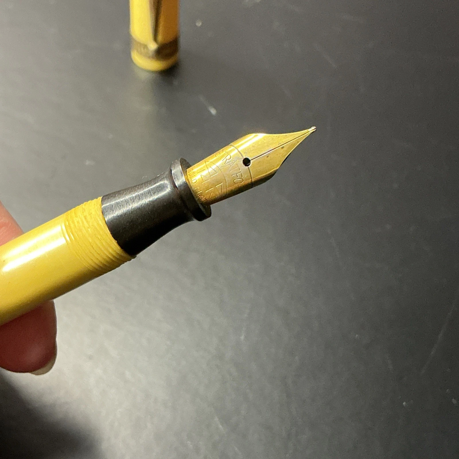 Vintage 1930s-40s Stratford Rare Yellow Celluloid Fountain Pen -Lever Filler 14K - product detail image 4
