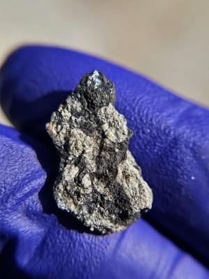 Chelyabinsk Meteorite 1.708g Fusion Crusted Individual   Shock Veins