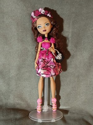 EVER AFTER HIGH - Muñeca BRIAR BEAUTY serie ''Spring Unsprung ''OOAK con stand
