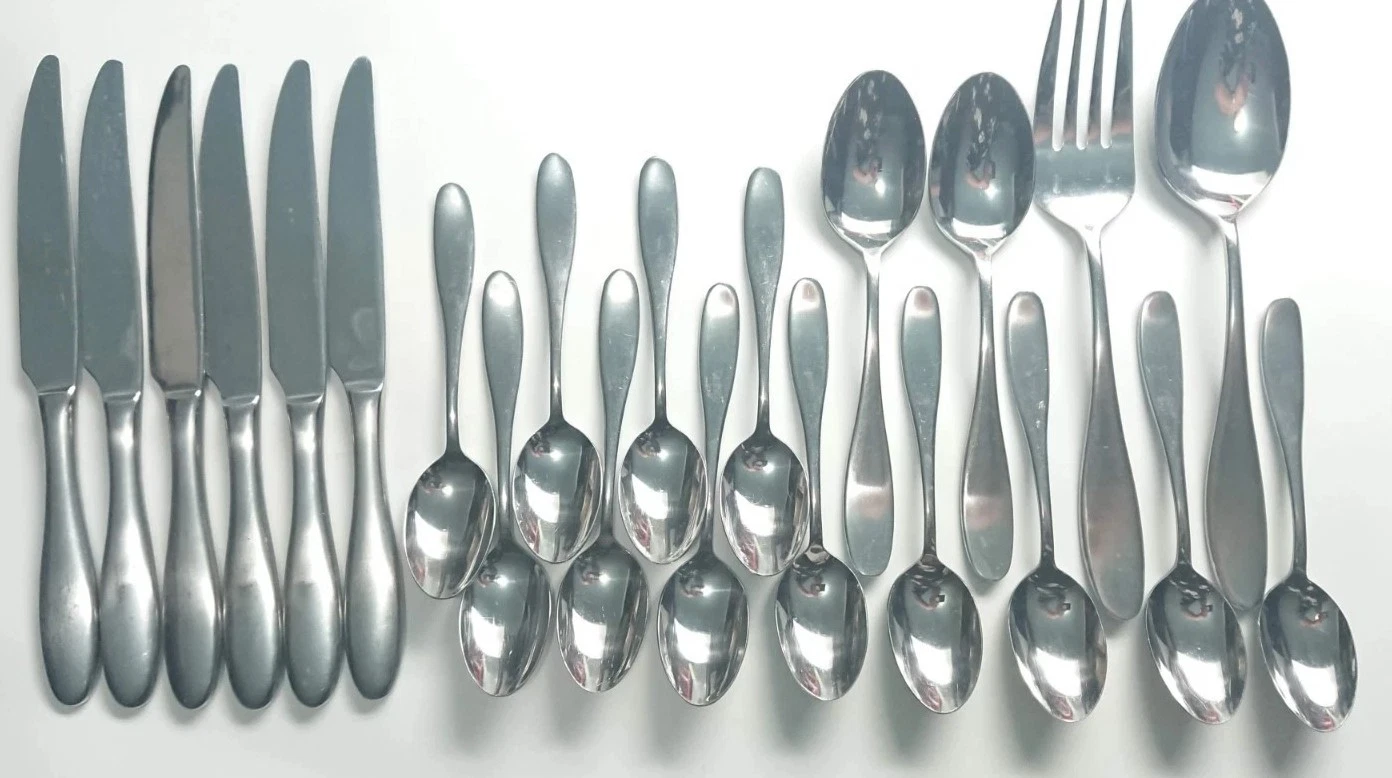 Towle Satin Petal Flatware Lot 22 Pc