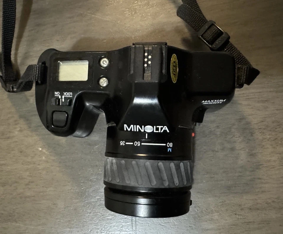 Minolta Maxxum 3000i 35mm Film Camera – Untested, With Film – Vintage SLR - Image 4 of 4