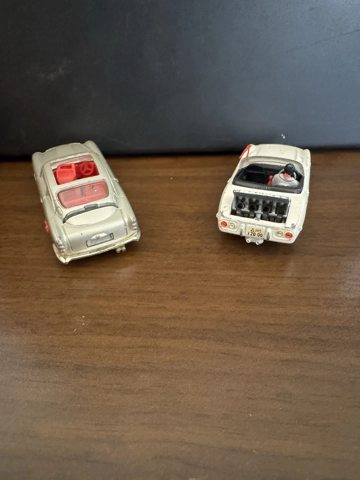 De colección Corgi Toys James Bond 007 Aston Martin Y Toyota 2000GT Foto 2 de 4
