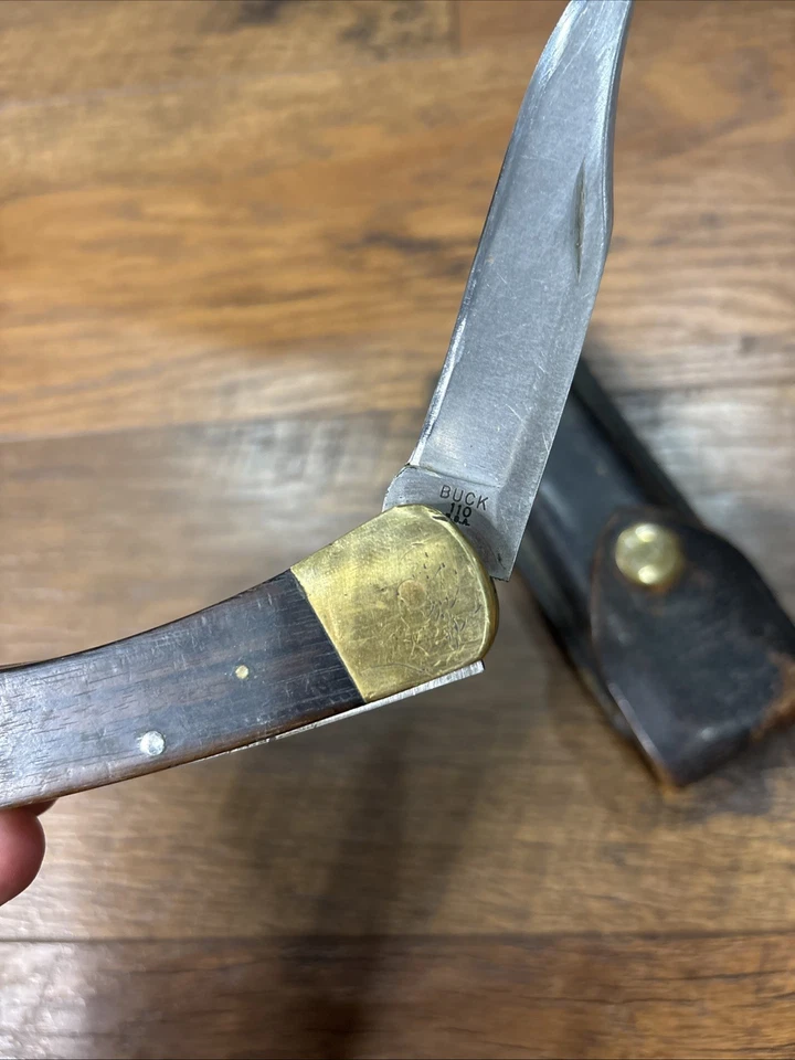 复古 BUCK 110 4 点折叠猎人口袋刀 1981 - 86,巴克皮革鞘 B21 — 第 3/3 张图片