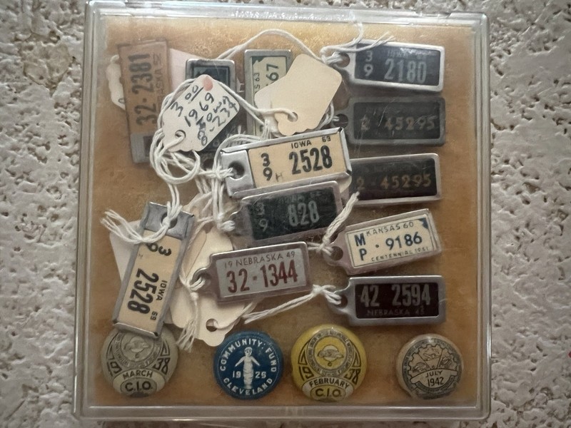 Vintage Mini License Plates & Police Buttons 