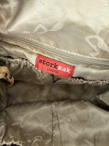 Storksak Beige Soft Leather Baby Changing Shoulder Bag - Picture 9 of 11