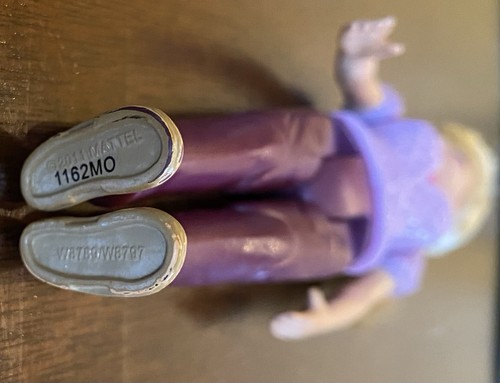 Fisher PRICE 2011 Loving FAMILY Dollhouse MOM Girl FIGURE Purple BLONDE Hair - Picture 8 of 10