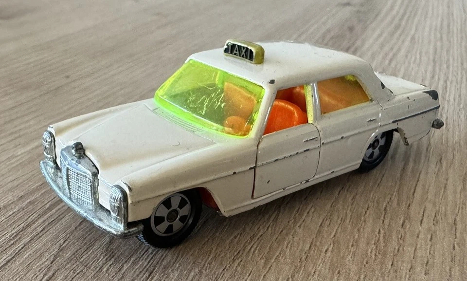 SIKU Mercedes Benz 250 V309 Taxi Limousine Made in Germany Alt Rarität Oldtimer