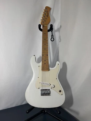 Vintage Harmony Solid Body Electric 3/4 Size Single Pickup White Sounds Good