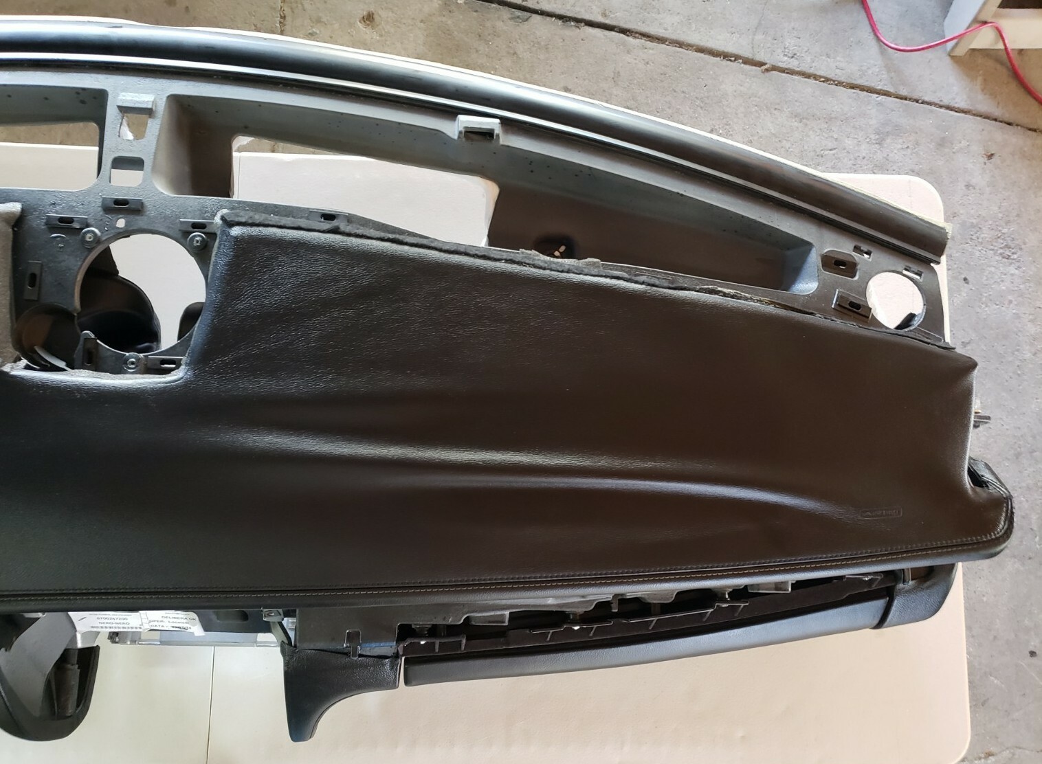 2014-17 Maserati Quattroporte Genuine Dashboard Dash Pad (NO SHIPPING)