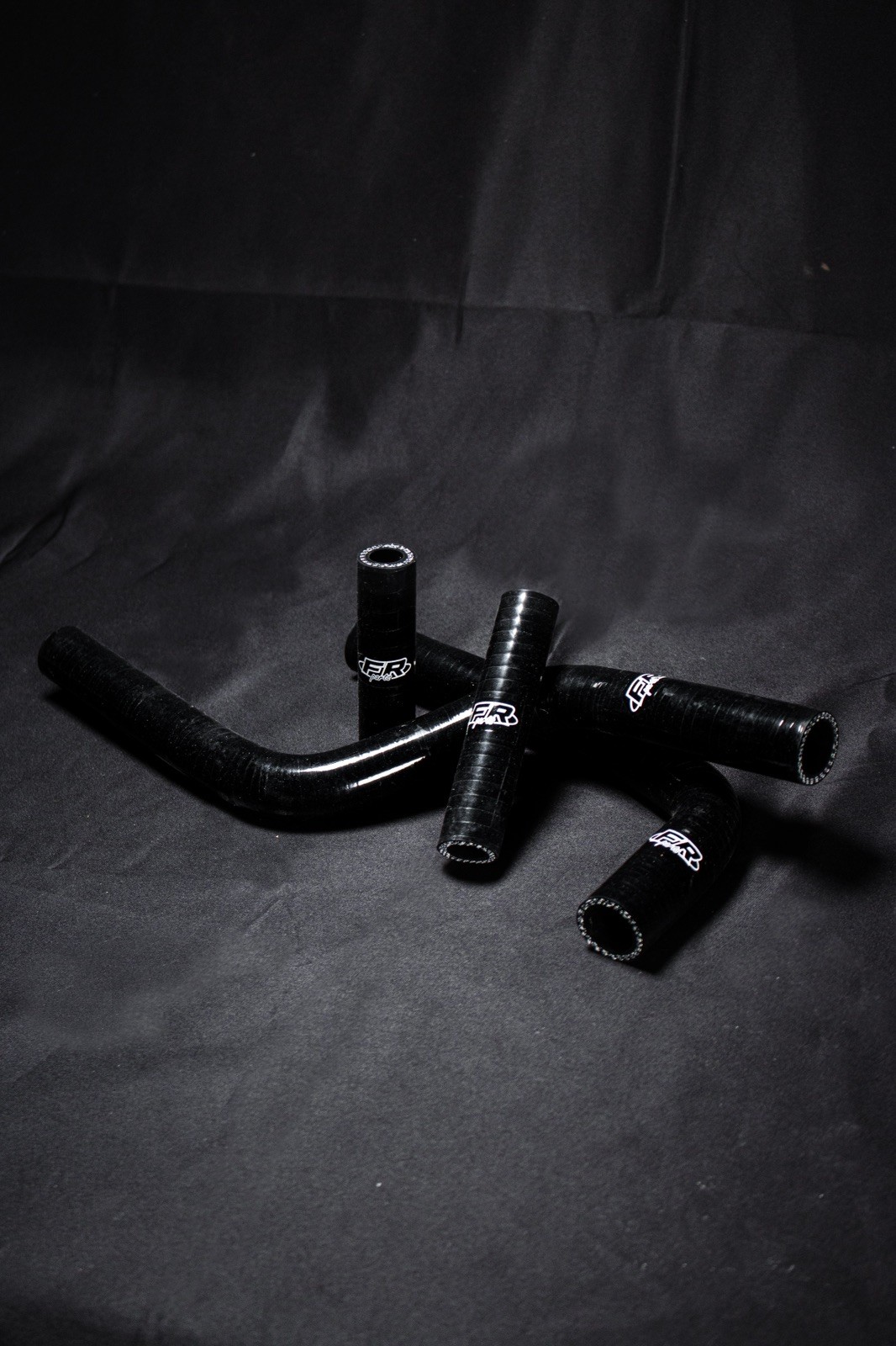 tubi radiatore in silicone nero per yz/xe-xx 125 fantic yamaha