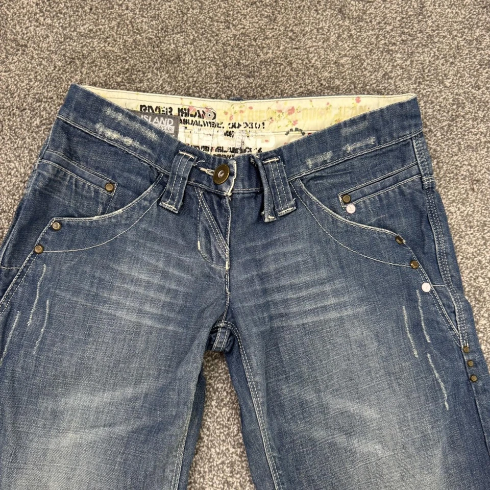 Y2K vintage low rise denim shorts jorts baggy distressed fraying hem faded studs - Image 2 of 4