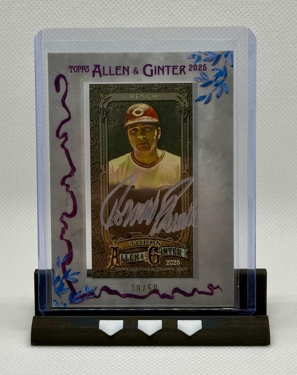 Topps Johnny Bench Autographed Baseball Sports Trading Cards