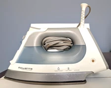 Rowenta DX8600 Professional Steam Iron 1600W Made In Germany  Never Used  No Box