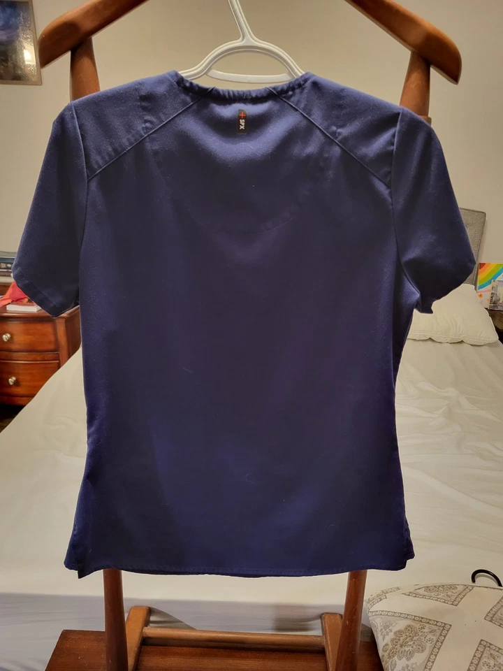 Lot Of 4 Scrub Tops, Greys Anatomy, Purple Label, Motion Size Small - Image 3 of 4