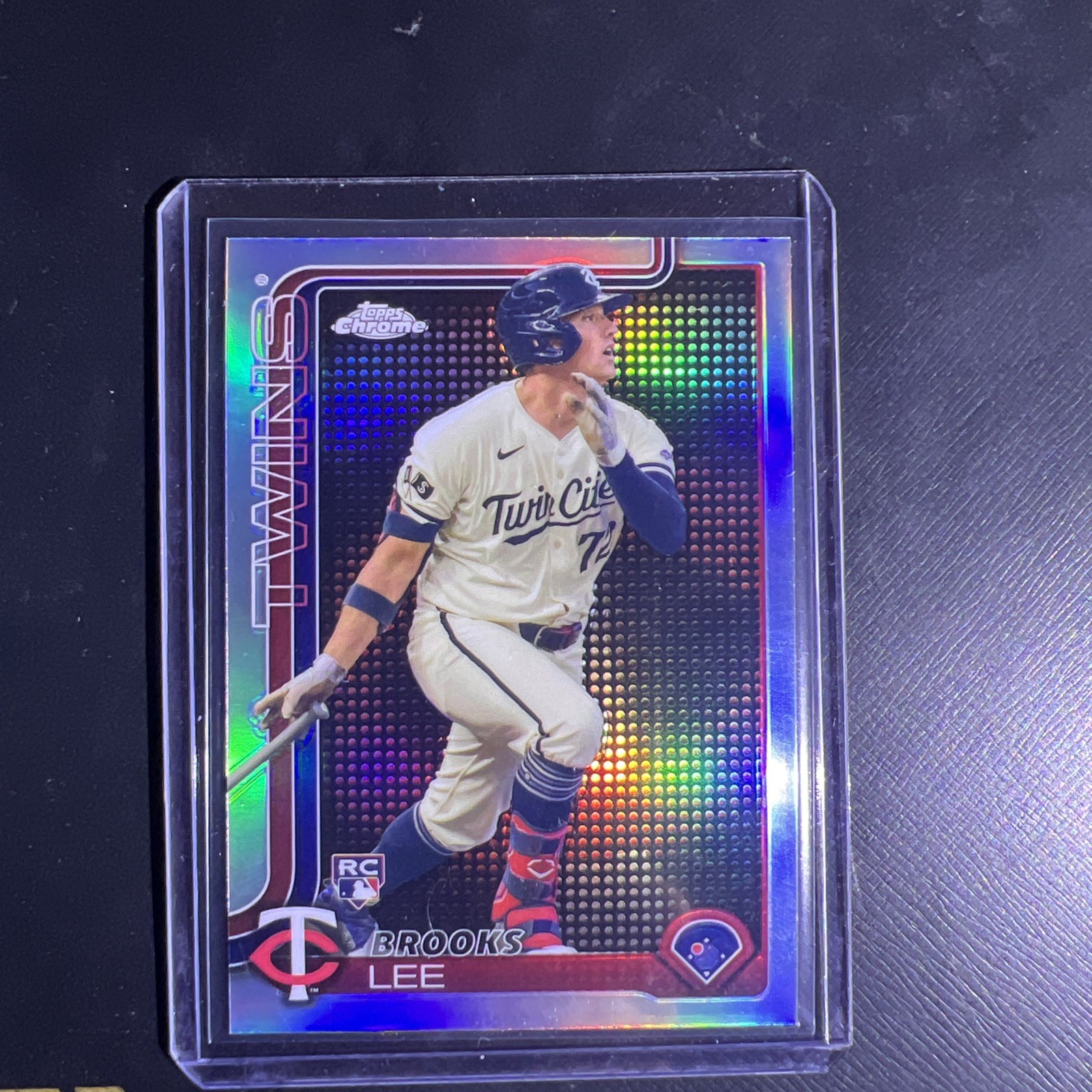 2025 Topps Chrome BROOKS LEE Lightboard Logo Refractor RC SSP Twins #234