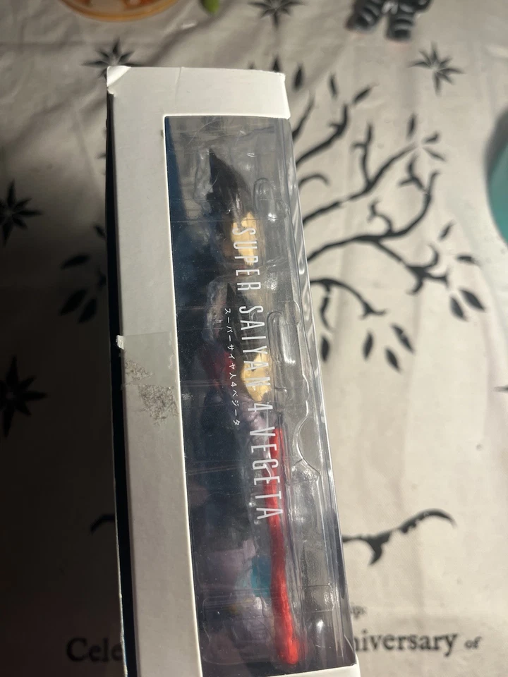 S.H.Figuarts Super Saiyan 4 Vegeta Dragon Ball GT Bandai Action Figure Used - Image 4 of 4