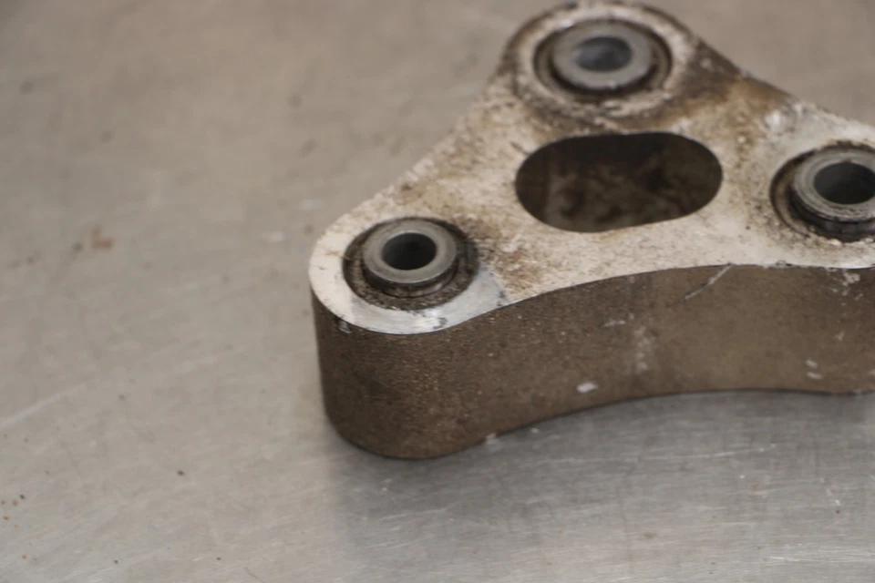 15-22 SUZUKI GSXS750 REAR DOGBONE SHOCK LINKAGE LINK Foto 3 de 4