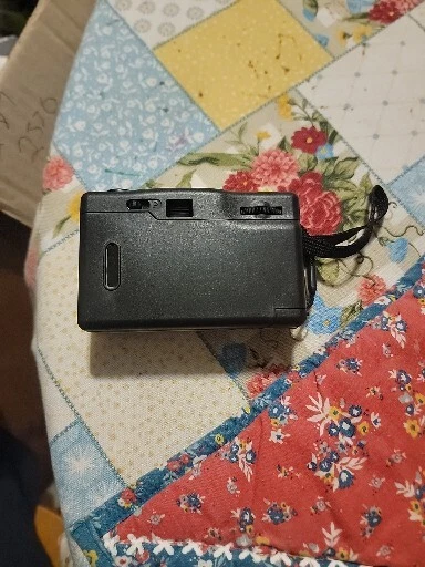 Cámara fotográfica Vivitar PN2011 35 mm enfoque panorámico apuntar y disparar gratis Foto 3 de 4