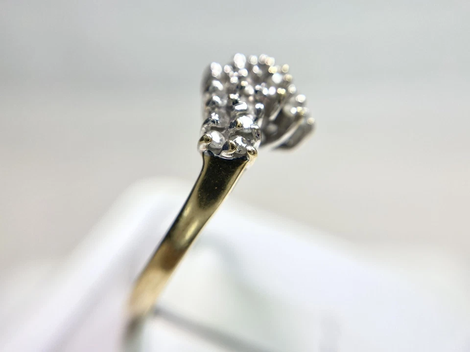 Vintage 14k Yellow Gold Natural Round Brilliant Diamond Cluster Bypass Ring - Image 3 of 4