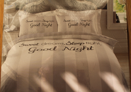 Dreamscene Doppel Bettbezug Set "Sweet Dreams" Grau 198 cm x 198 cm - Neu - Bild 5 von 7