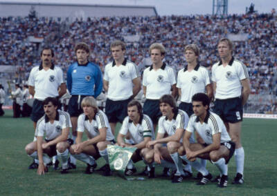 West Germany line up for a team group Italy June 1980 Football Old Photo