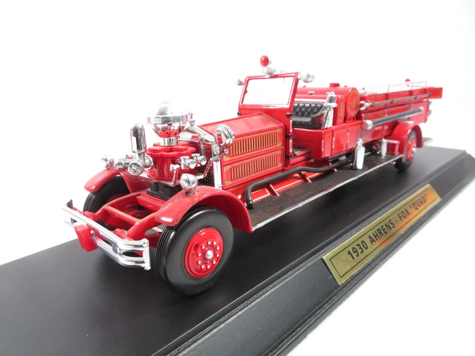 8897 YSFE01 1930 Ahrens-Fox mit Sockel Matchbox Models of Yesteryear - Bild 2 von 4