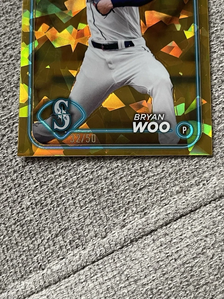 2024 Topps Chrome Sapphire Gold Bryan Woo Rookie Baseball Card 32/50 - Image 4 of 4