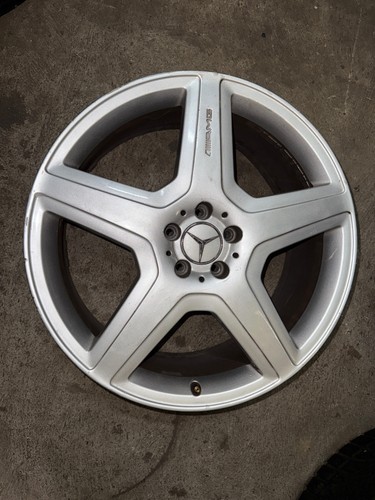 1x Mercedes-Benz W251 R KLASSE AMG Alufelge 21 Zoll 9.0" 5x112 48ET A2514012902 - Picture 8 of 11