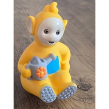 Vintage 1998 Teletubbies Laa-Laa Yellow Vinyl Figure Hasbro Ragdoll 4.5 Inch