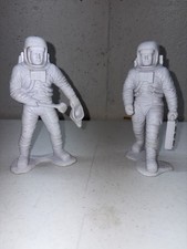 Lot of 2 Louis Marx White Plastic 6" Apollo Astronaut Figures Vintage 1970