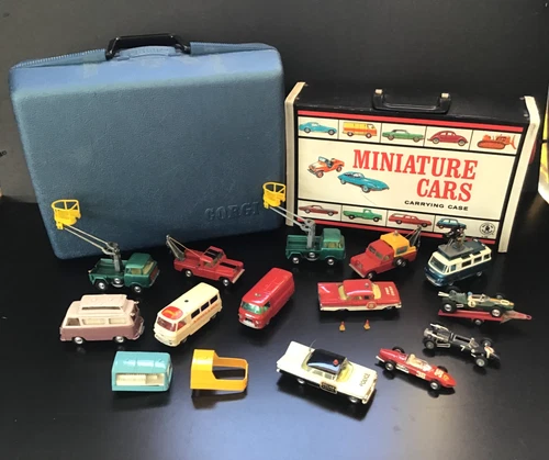 (18 PC.LOT) VINTAGE CORGI-TRUCKS -RACE CARS - POLICE -FIRE-RESCUE-1 OWNER- CASES